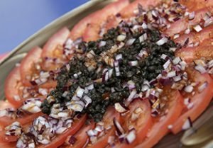 HABANITA ENSALADA DE TOMATES Y LENTEJAS BELUGA EL COMENSAL 2 OK